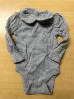 GAP Gray Ribbed Long-Sleeve Baby Bodysuit with Peter Pan Collar